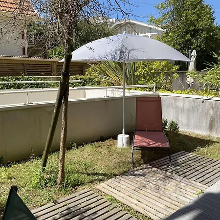 Eyrac Bord De Apartment *